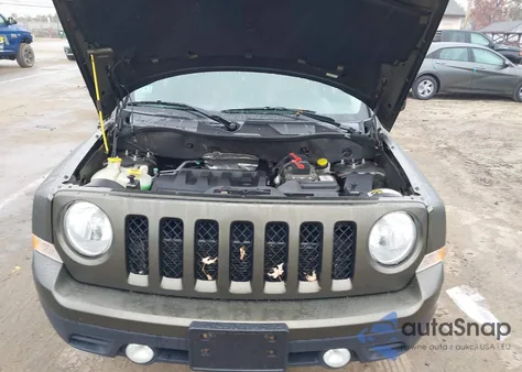 2015 Jeep Patriot High Altitude Edition z USA, uszkodzony, nr VIN 1C4NJRFB2FD189297